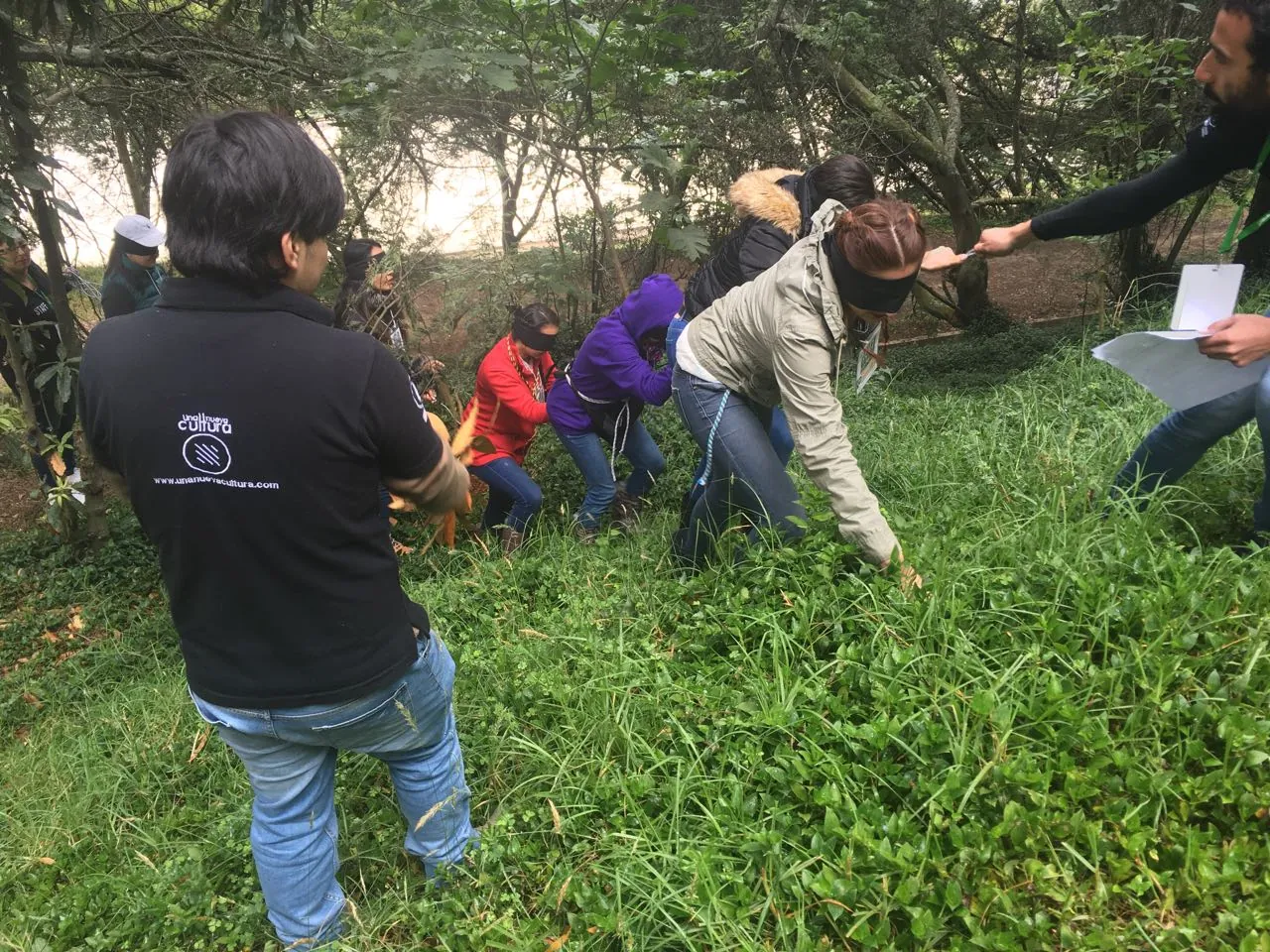 Participantes durante una actividad de El Plan Original